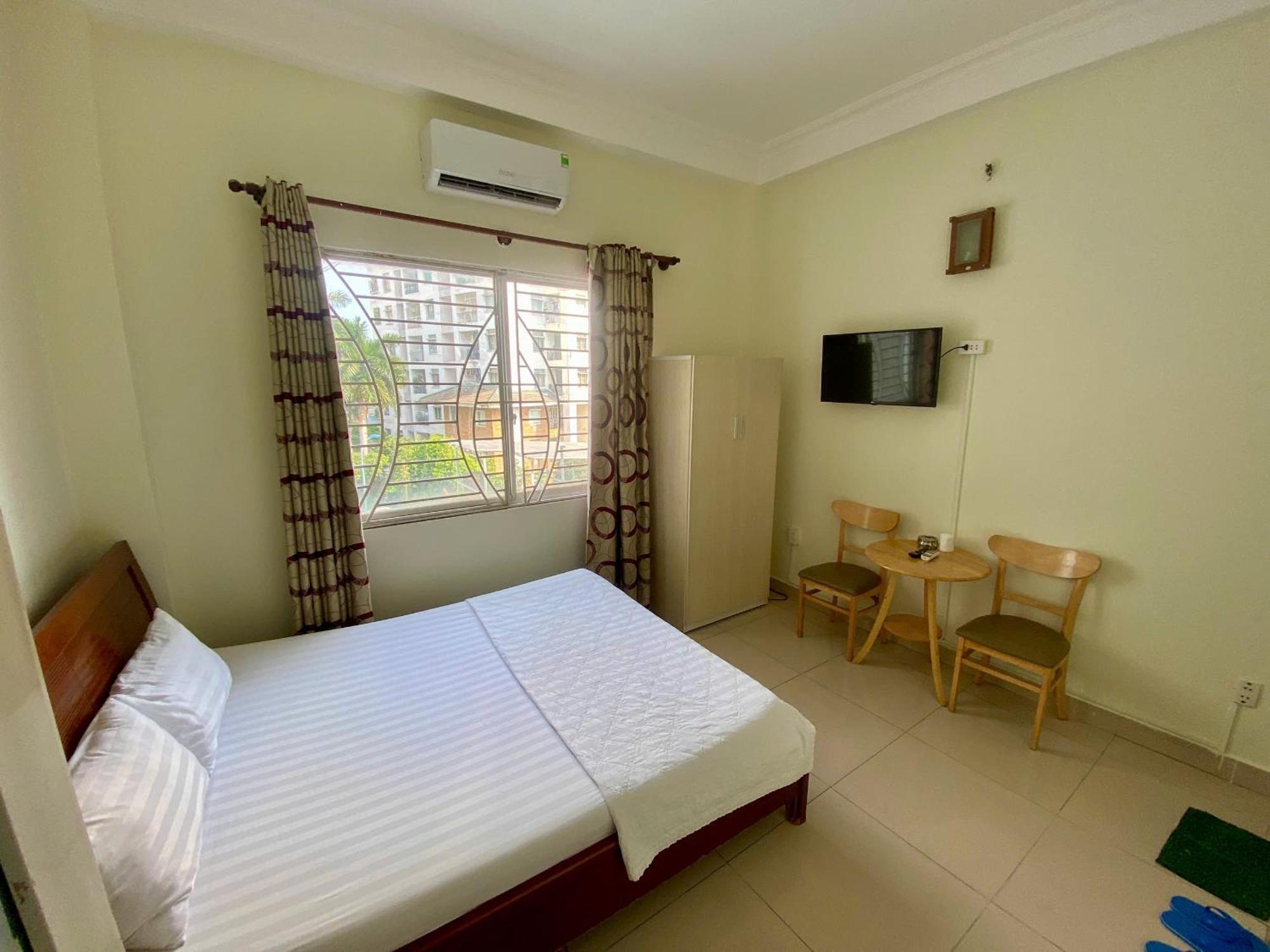 Khach San Anh Thu Hotel Хошимин Екстериор снимка