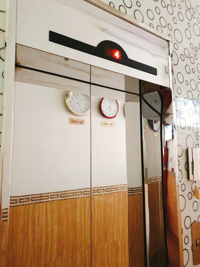 Khach San Anh Thu Hotel Хошимин Екстериор снимка